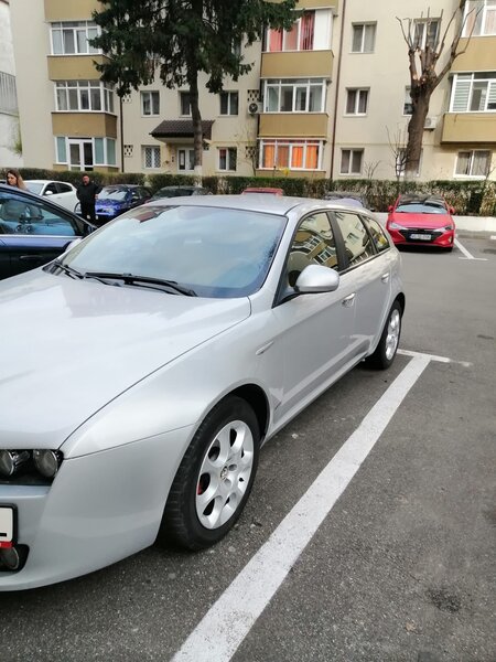 Alfa Romeo 159